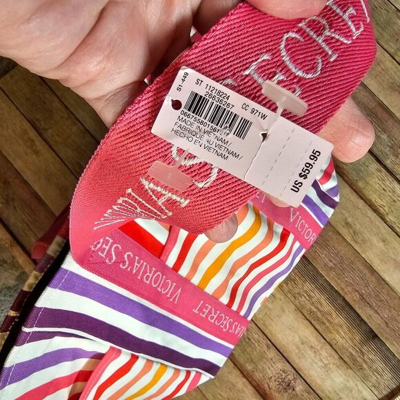 NWT Victoria's Secret Pink Stripe Weekender Tote Gym Travel Beach Zip Large Bag - Picture 10 of 10